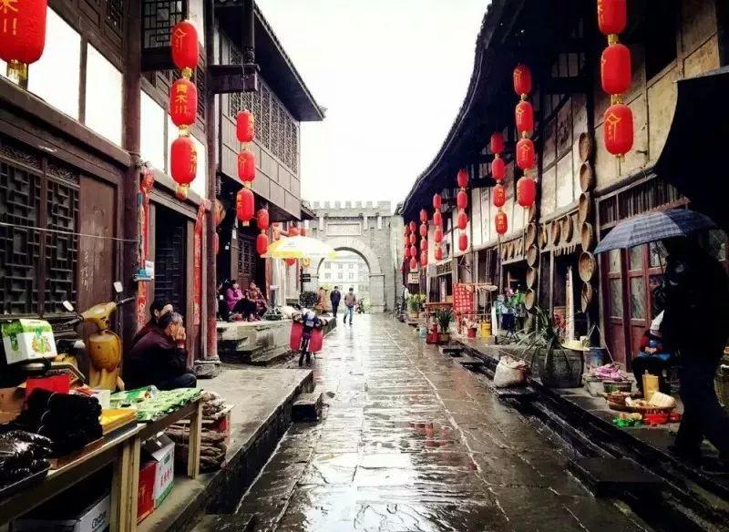 挖掘资源助推村企共富